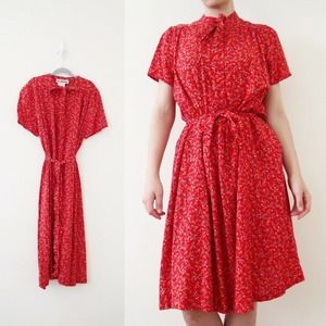 CCO! VTG 80s Lady Madonna Bow Neck Blouson Dress Red Flower Print Button Up